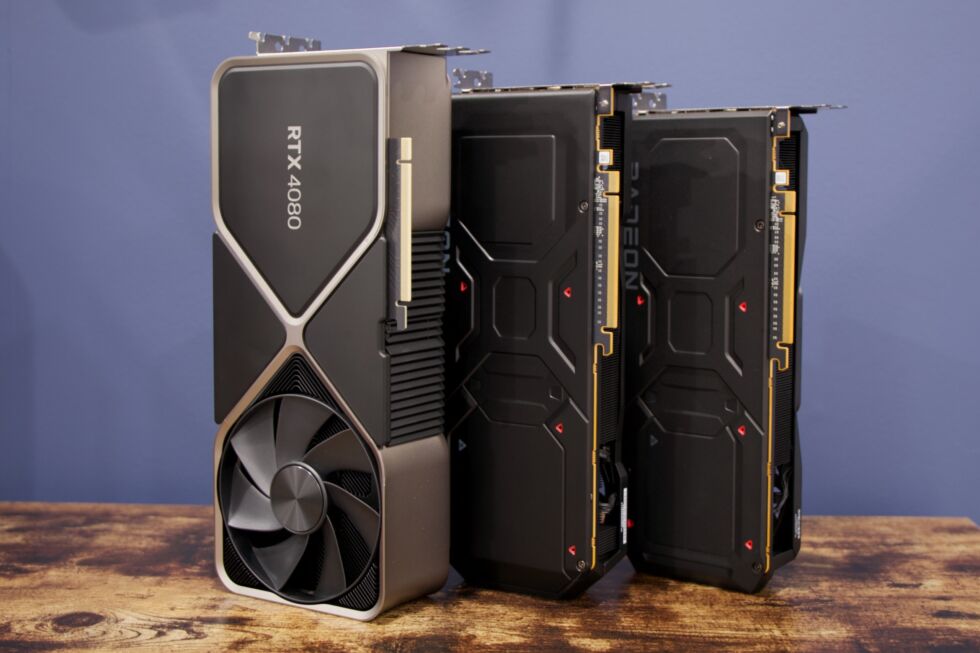 From left to right and largest to smallest: GeForce RTX 4080 (which is the same physical size as the RTX 4090), Radeon RX 7900 XTX, and Radeon RX 7900 XT.