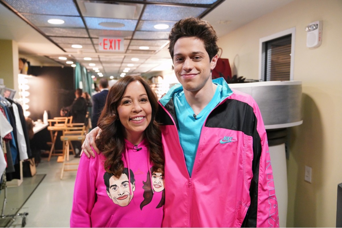 Pete Davidson poses with is mom, Amy Davidson.