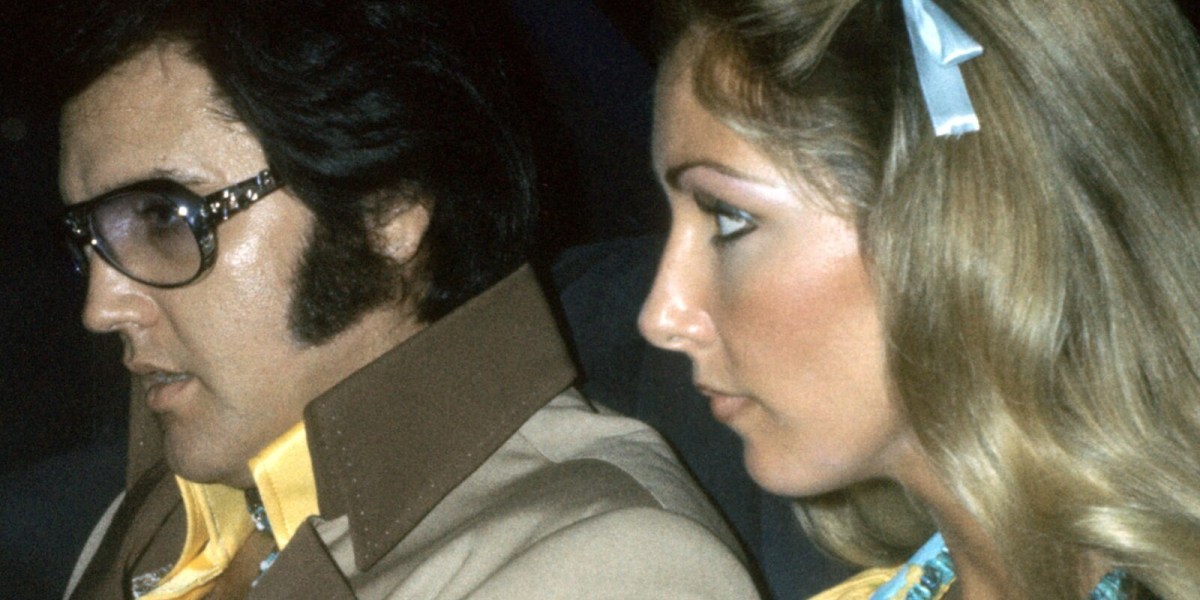 Elvis Presley and Linda Thompson photographed in the back of a car in the mid 1970s.