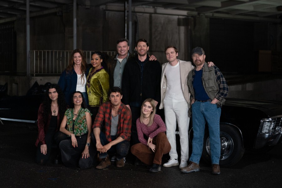 The cast of 'The Winchesters' series finale