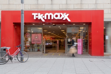 TK Maxx shoppers are rushing to buy garden set scanning for £475 less