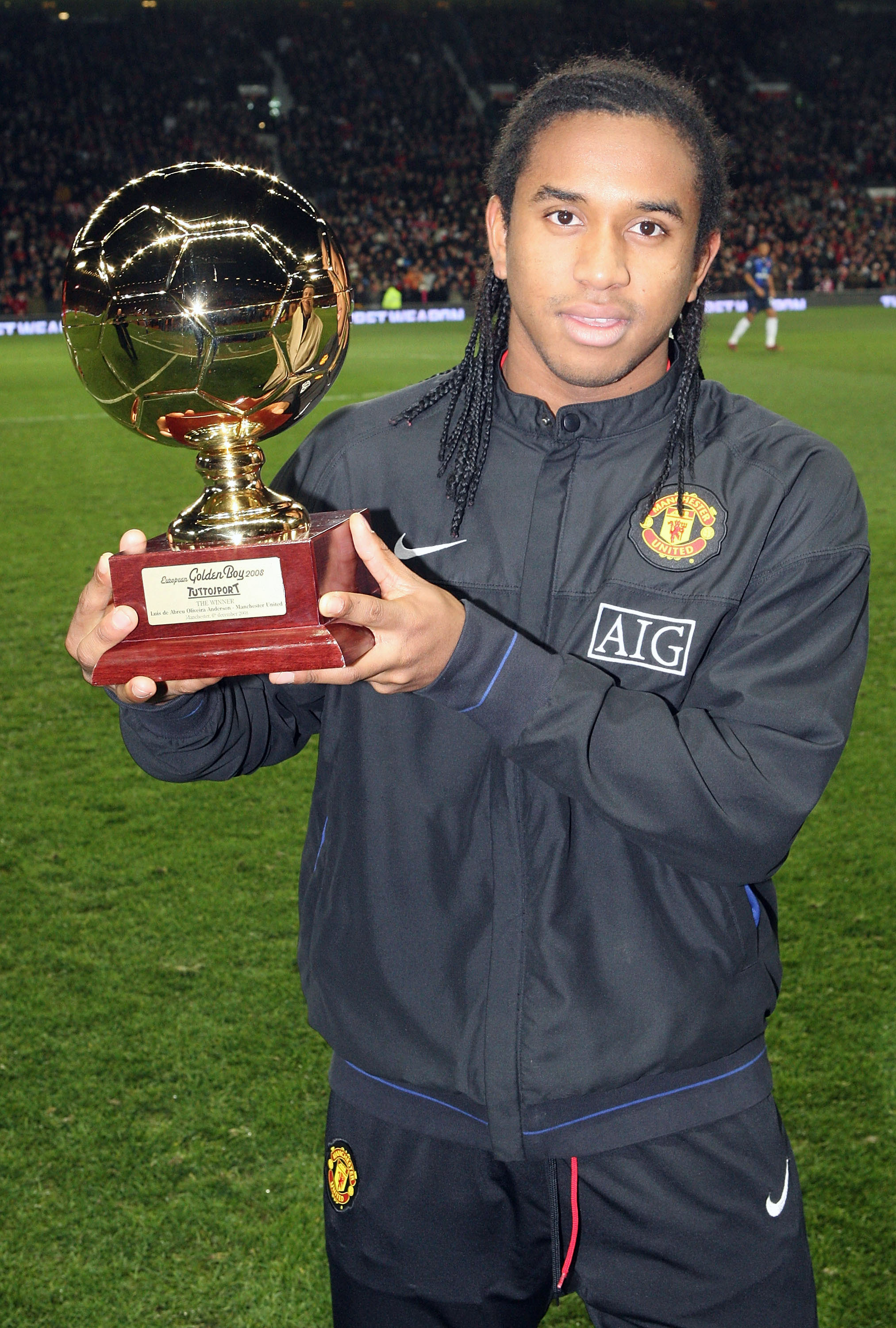Anderson poses with his European Golden Boy award