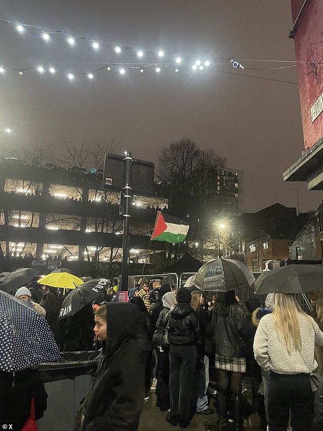 Manchester locals defied police orders not to disrupt the much-anticipated Chanel catwalk, holding a pro-Palestine rally outside